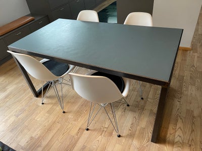 Spisebord, Stål  / krydsfiner , b: 80 l: 150, Super enkelt og flot design spisebord / skrivebord. 

