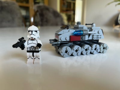Lego Star Wars, 75028, Lego 75028 - star wars - clone turbo tank. Der medfølger det som ses på bille
