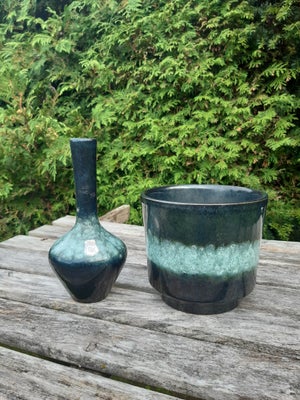Keramik, Vase+skjuler, sort/turkis-meleret, se opslag, West Germany / ES Keramik, 

---

TV: Lille v