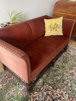Sofa, velour, 2 pers., Smuk Fransk antik velour sofa i støvet rosa. Sofaen er i fin stand med lidt b