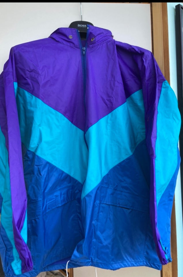 Windbreaker, str. 40, Ukendt