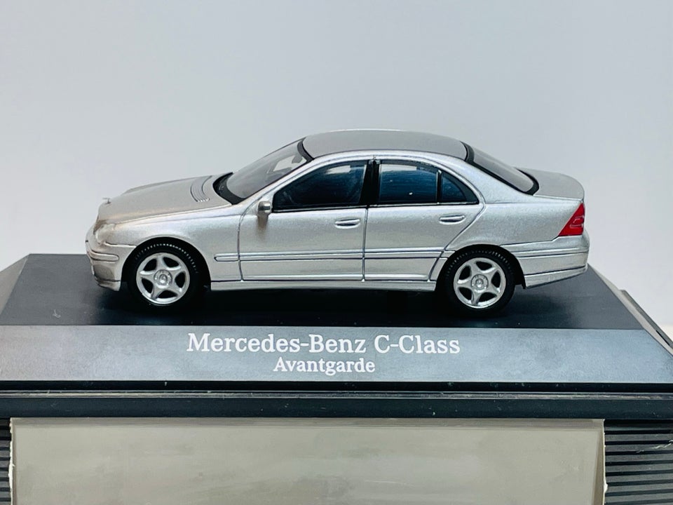 Modelbil, Minichamps Mercedes-Benz C-Class Avantgarde,
