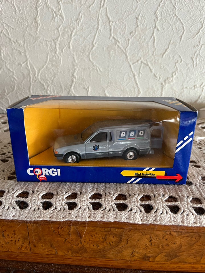 Modelbil, Corgi Ford escort Van