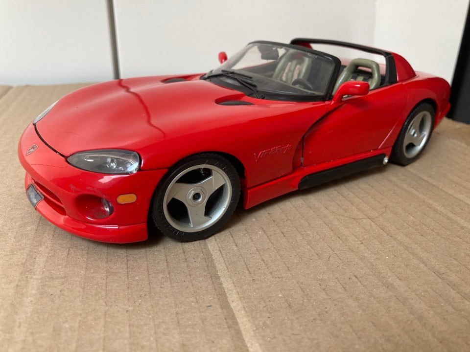 Modelbil, Dodge Viper RT/10 1/18, skala 1:18