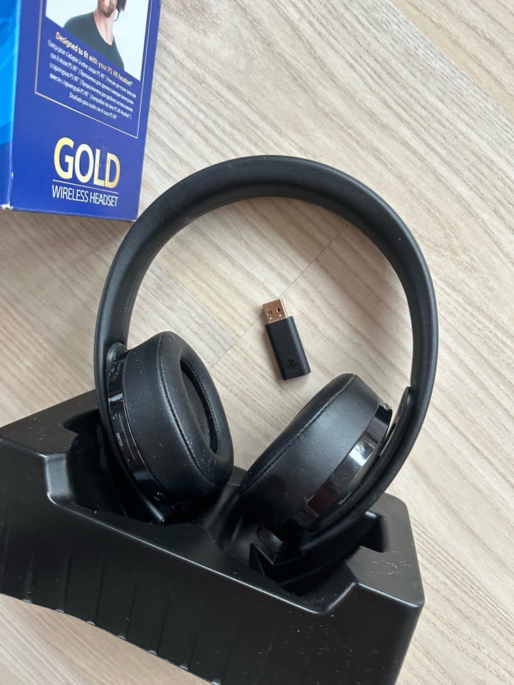 trådløse hovedtelefoner, Andet mærke, PS4 Gold Wireless