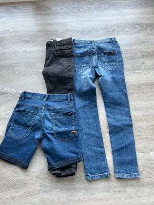 Jeans, Slim jeans og shorts , Name it, str. 146, BILLIG denimpakke til drengen i str. 146. 

Jeans K
