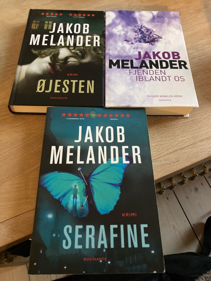 Tre titler, Jakob Melander , genre: krimi og spænding