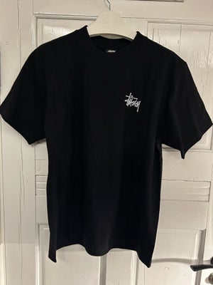 T-shirt, Stussy, str. M,  Sort,  Ubrugt, Stussy t-shirt 


- Helt ny, ikke brugt
- Str Medium
- Send