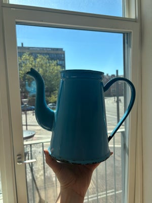 Vase, Vase kaffekande , Madam blå, Madam blå kaffekande. Brugt som vase da den er slidt indeni. Har 