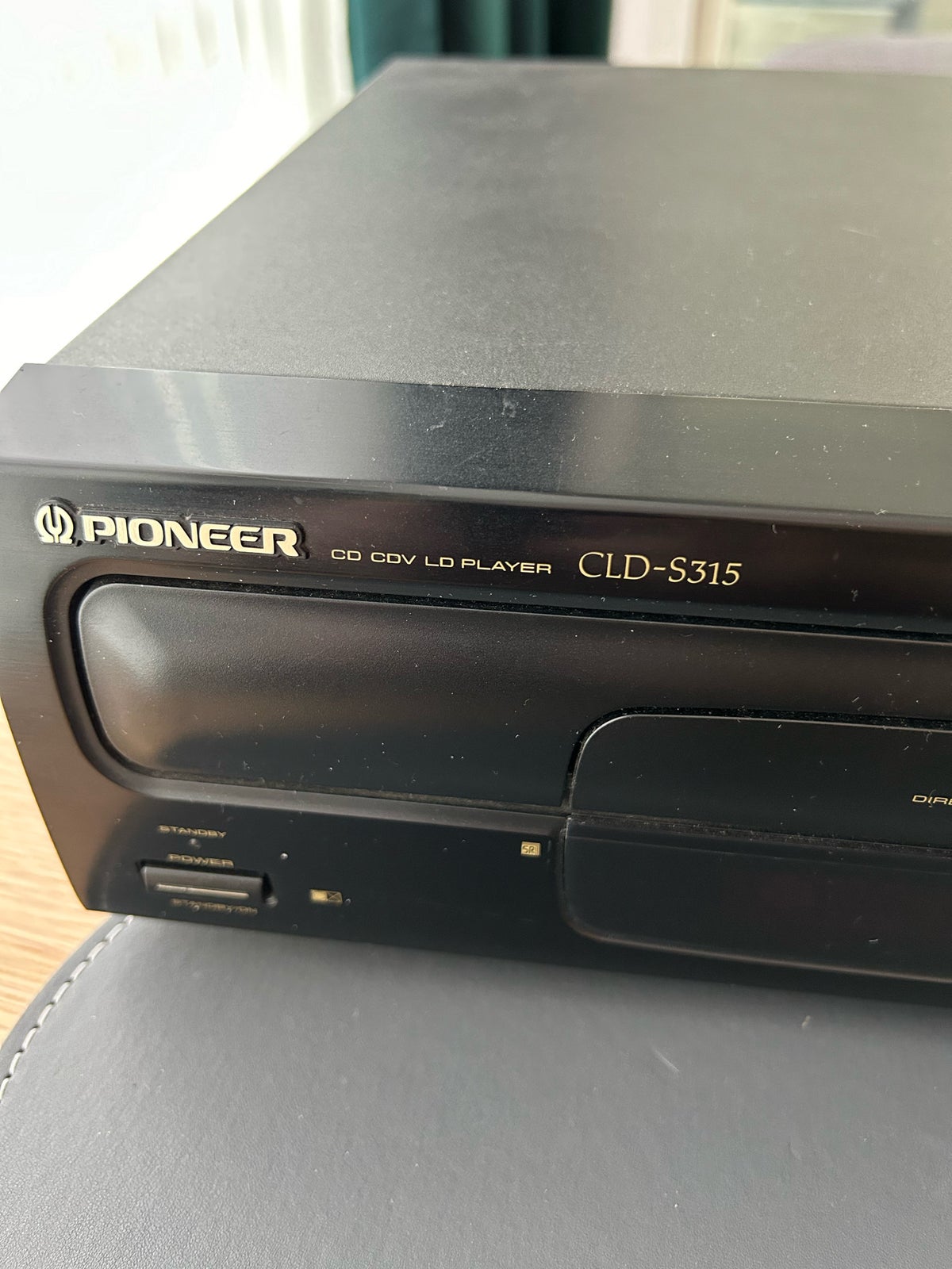Laserdisc, Pioneer, God