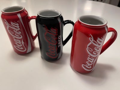 Fajance, Krus , Coca cola, Tre Coca cola krus sælges. 13,5 cm. høje indeholder ca. 25 cl. 
Købt i La