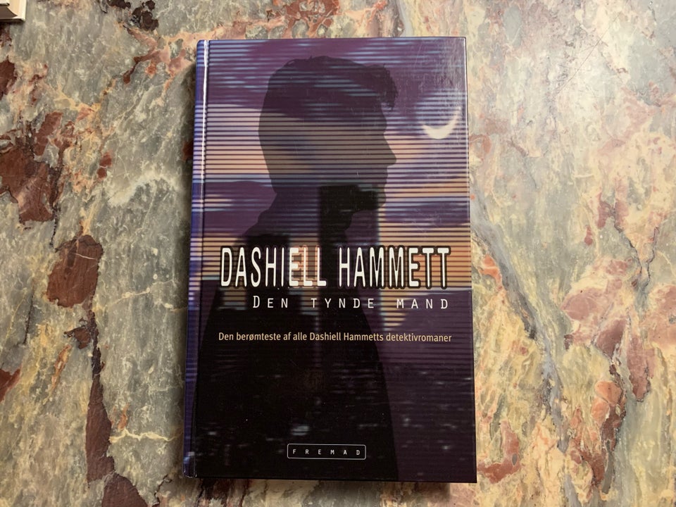 Den Tynde Mand, Dashiell Hammett, genre: roman