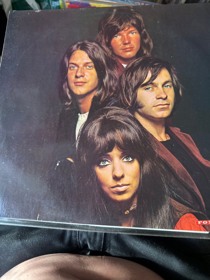 LP, Shocking blue