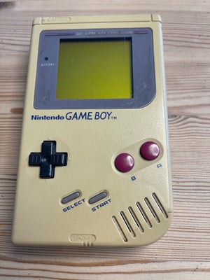 Nintendo Game Boy Classic, DMG=01, God, Brugt men i fin stand. Kasetten er blevet lidt gul. Lidt rid