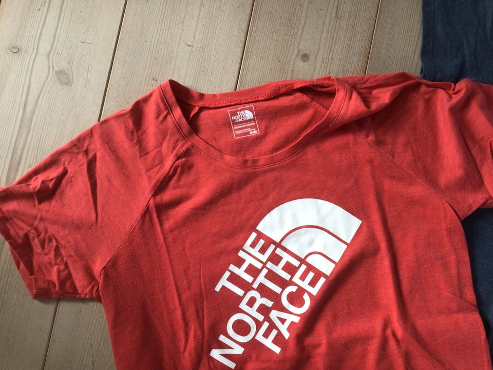 T-shirt, The North face, str. 40