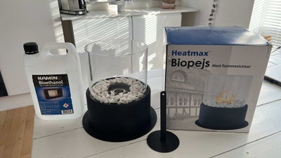 Biopejs, Heatmax, b: 24 h: 23,5, Biopejs med flammeslukker

Rustfrit stål og hærdet glas
Brænder - r