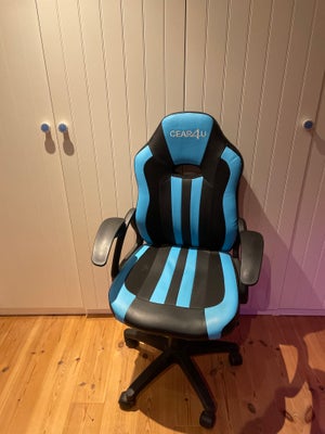 Andet, Gear4u, Rigtig fin junior gaming stol næsten som ny  
købt for 1500kr 