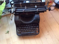 Skrivemaskine antik olympia, 100 år gl.