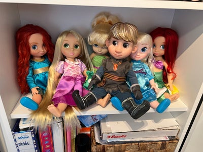 Barbie, Disney animators dukker, Disney animators collection dukker 39cm 

De er alle i meget god st