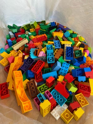 Lego Duplo, Klodser, plader, blandet, Duplolego. Ca. 7 kg blandede klodser i sækken. Se også min and