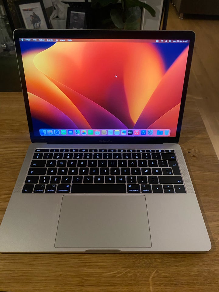 MacBook Pro, 2017, 120 GB harddisk