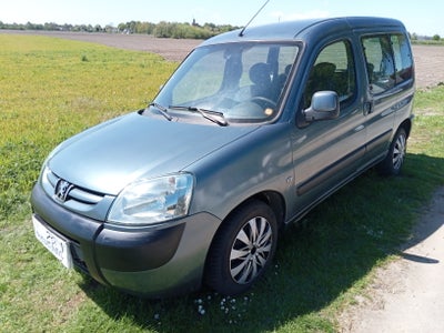 Peugeot Partner, 1,6 XT 16V Com., Benzin, 2006, km 117400, blåmetal, træk, nysynet, klimaanlæg, airc