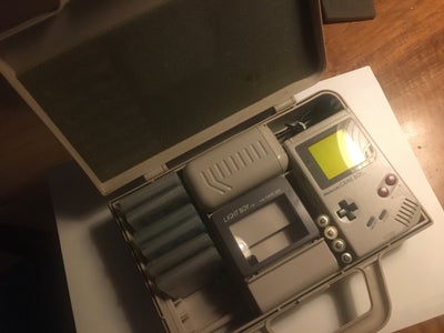 Nintendo Game Boy Classic, DMG-01, Perfekt, Den helt store pakke:
Den store kuffert
Perfekt gameboy
