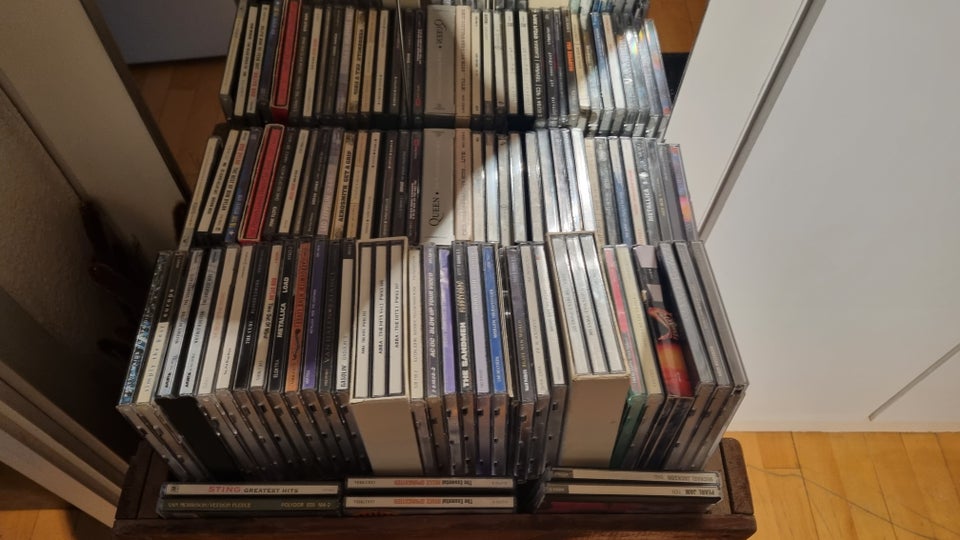 Stor samling til salg: 350 stk. Cd'er, rock
