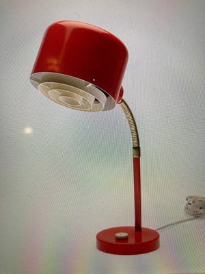 Arbejdslampe, Elidus type 7250 lampe fra 70rne tror jeg, 49cm. Pæn stand. 350kr
Kan hentes kbh v ell