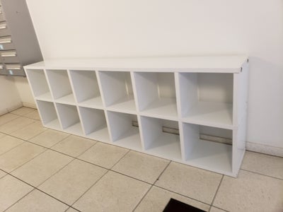 Reol, Ikea, b: 224 d: 34 h: 37, 12 shelfs: bookcase: storage shelving. 

Located near Vestamager met