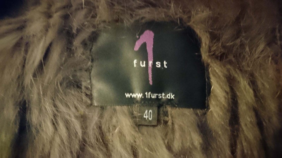 Vest, Furst, str. 40