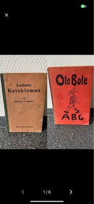 Katekismus, Ole bole, Ole Bole ABC fra 1950, med patina 
Luthers katekismys fra 1939, med patina 
Pr