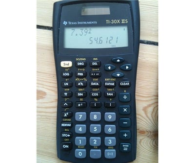 Texas Instruments TI-30XIIS Lommeregner / Scientific Calculator, .
.
.
Kontakt: opkald 25680369 (ikk