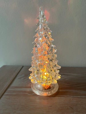 Julepynt, Juletræ der kan skifte farve 15 cm højt
Se farverne på de andre billeder.
Bruger 3LR44 bat