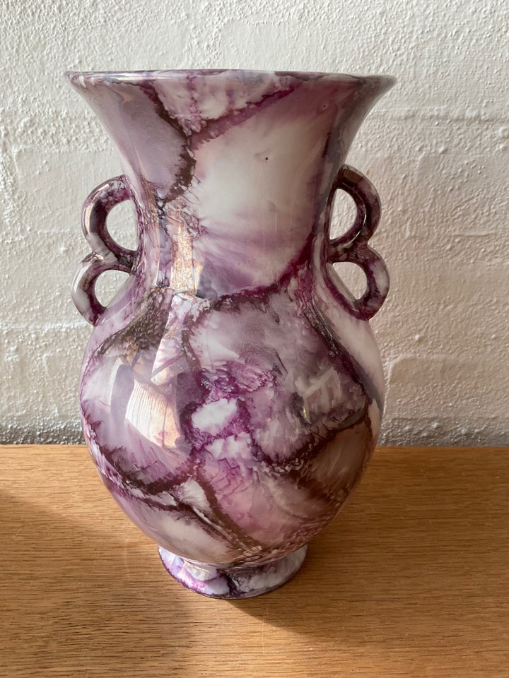 Arabia vase