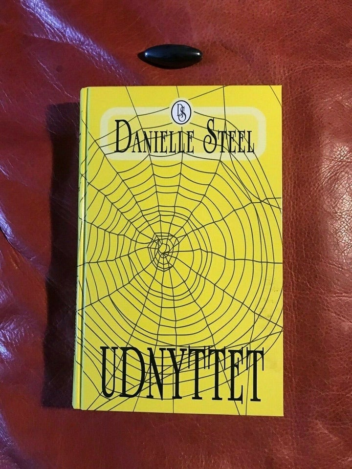 Udnyttet , Danielle Steel, genre: anden kategori