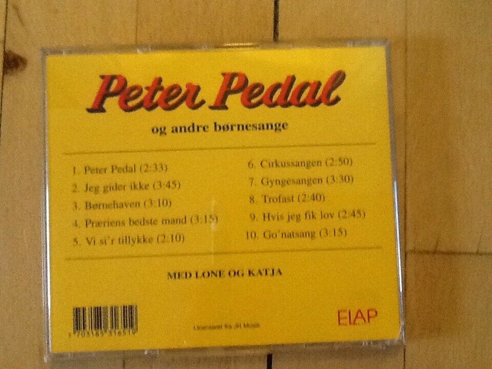Peter Pedal med Lone og Katja: Peter Pedal og andre