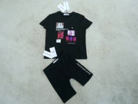 Blandet tøj, *NYT* t-shirt og shorts, Calvin Klein