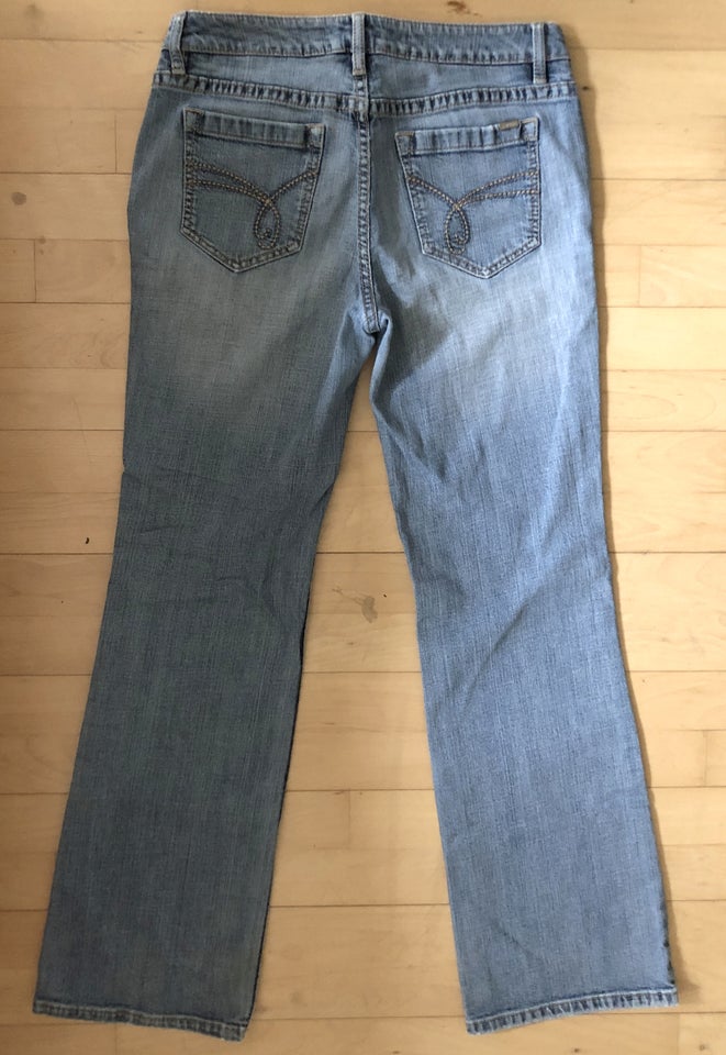 Jeans, Esprit, str. 33