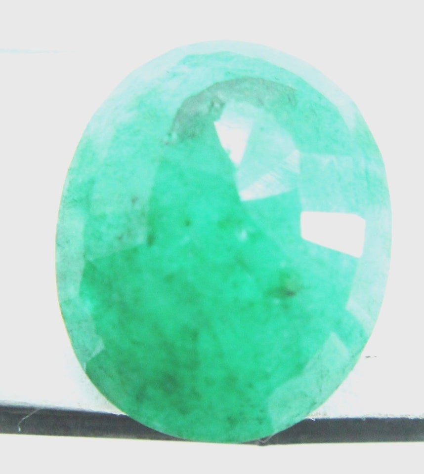 Andet smykke, ædelsten, 8.20 smaragd Colombia certifikat