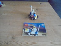 Lego Space, LEGO 6516 – Moon Walker