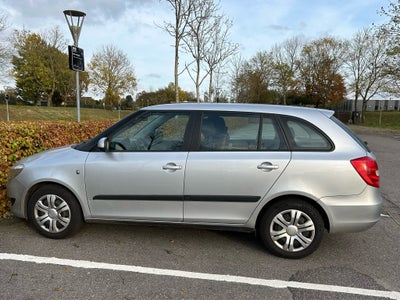 Skoda Fabia, 1,2 TSi 86 Classic Combi, Benzin, 2010, km 267500, sølvmetal, nysynet, klimaanlæg, airc