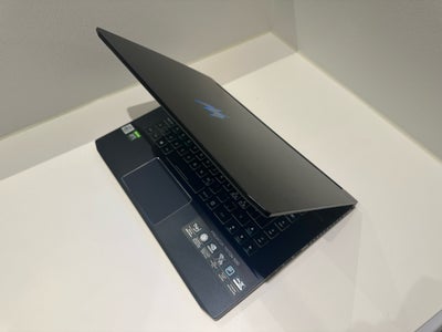 Acer Predator , i7 10.Gen GHz, 16 GB ram, 1TB GB harddisk, God, I am selling my laptop gaming comput