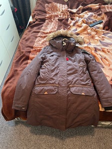 | DBA - jakker frakker til damer