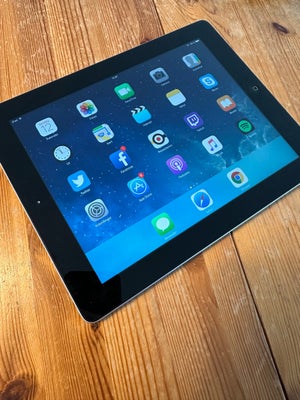 iPad 4, 16 GB, sort, God, Jeg sælger denne fine iPad. Den virker som den skal og har kun mindre brug