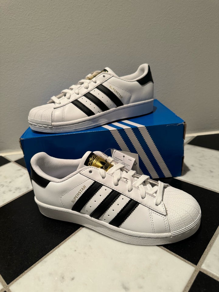 Adidas superstar black 38 5 sale