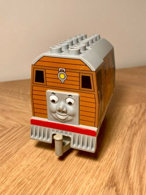 Lego Duplo, Thomas tog: Toby, Lego Duplo Toby fra Thomas tog 

Sender gerne 

