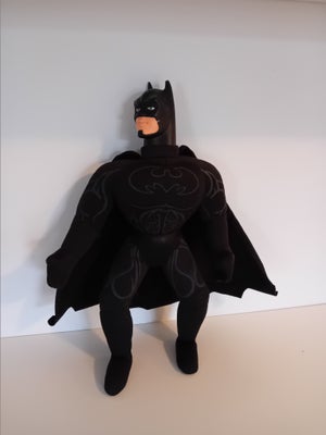 Bamse/dukke, Batman, Brugt få gange og fremstår som næsten ny.
Sælges for 50 kr.
Kan afhentes i Lund