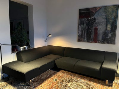 Sofa, uld, 5 pers. , Bolia, Uld sofa fra Bolia. Har stadig år i sig. Bemærk slid på stoffet ved den 