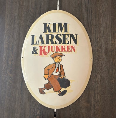 Skilte, Kim Karsen & Kjukken skilt, Emalje skilt. Reklame for cd/lp Kim Larsen og Kjukken. Står uden